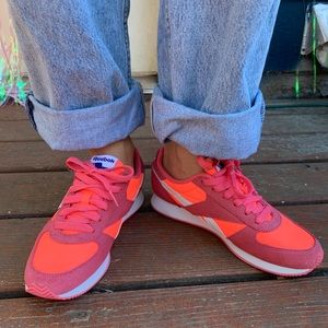 Reebok sneakers (pink)